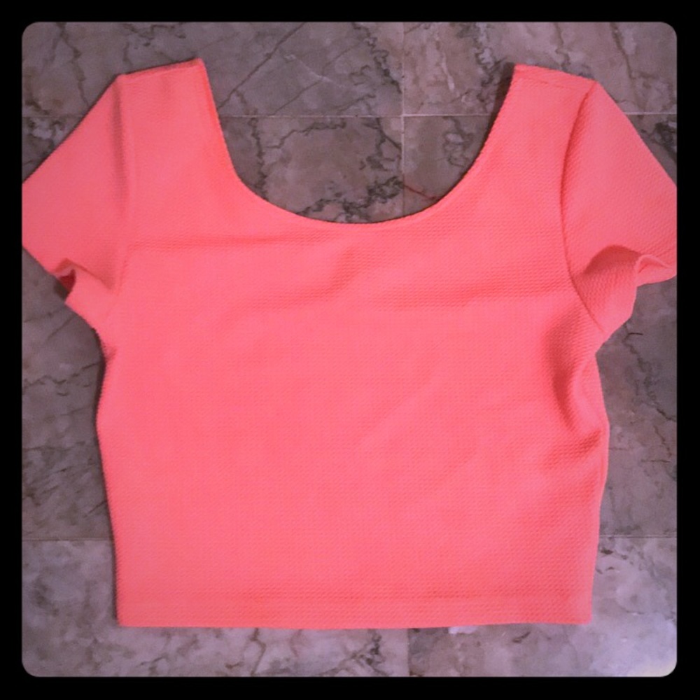 Neon pink crop top TRADES ACCEPTED!